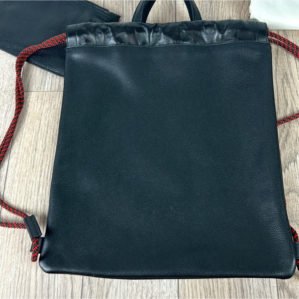 A 271 - % Authentic Gucci Logo Print Drawstring B… - image 4